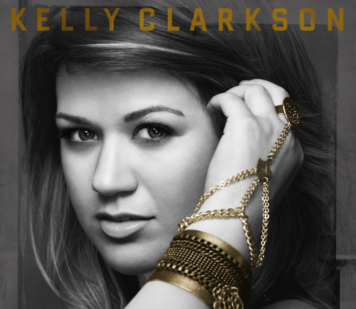 Kelly Clarkson – I Will Be Home For Christmas