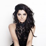 14. Şarkıcı Bebe Rexha araya bir avukat sokana kadar David Guetta’nın ses getiren ”Hey Mama” parçasında adı geçmiyordu