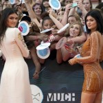 Kylie Jenner Uclari Yasiyor –  35