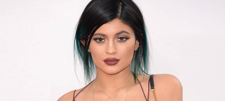 Kylie Jenner’dan Yeni Ruj Koleksiyonu!