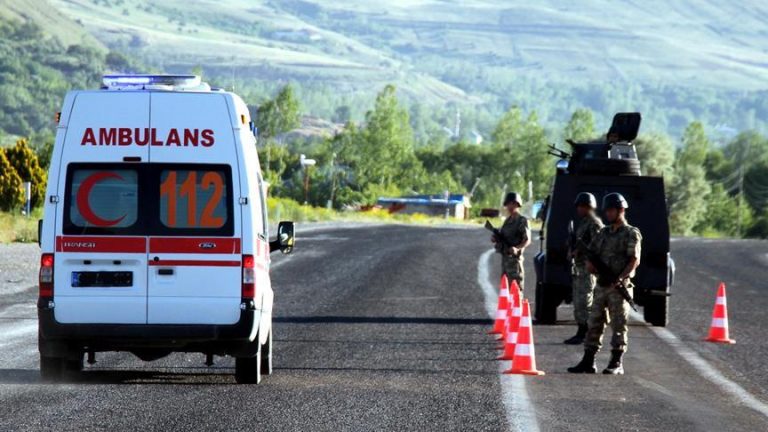 Hakkari’de terör saldırısı: 3 asker yaralı