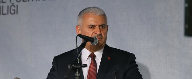 Binali Yıldırım’dan “Suriyeli sığınmacılara vatandaşlık” açıklaması