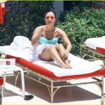 demi-lovato-bikini-pool-miami-08