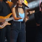 ariana-grande-jimmy-kimmel-live-photos-05132016-07-435×560