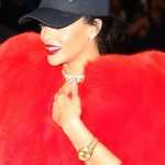 rihanna-heart-shaped-fur-coat-8-compressed