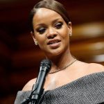 rihanna-humanitarian-award-001