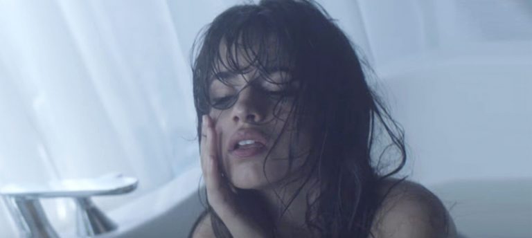 Camila Cabello – Crying in the Club