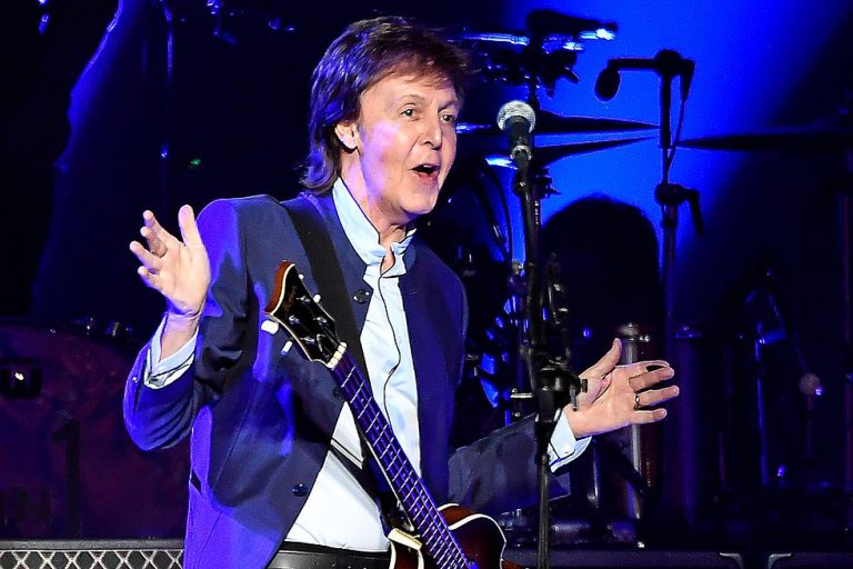 Sör Paul Mccartney, maskeden memnun