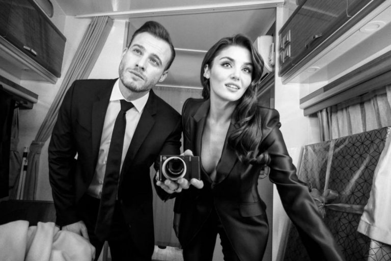 Hande Erçel ve Kerem Bürsin, fotoğraflarıyla kafaları karıştırdı