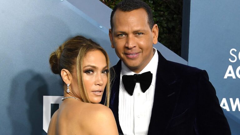Jennifer Lopez objektiflere yakalandı