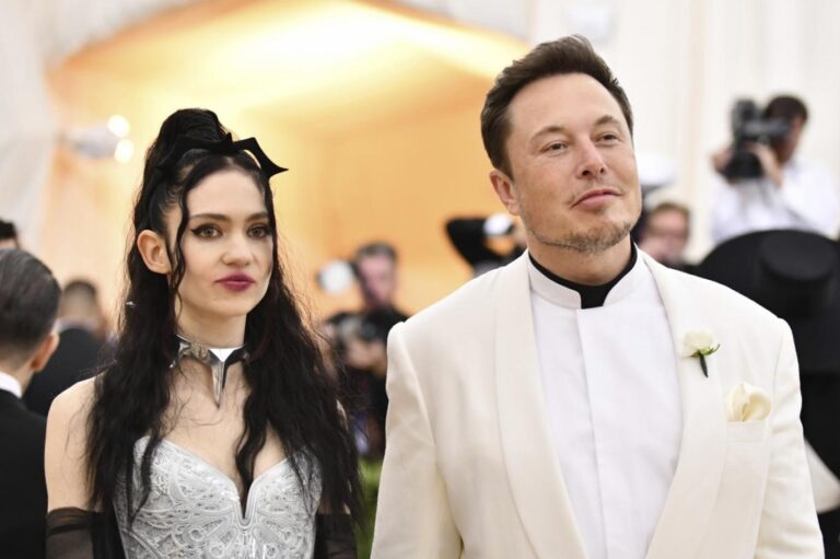 ELON MUSK ‘SATURDAY NİGHT LİVE’I SUNACAK