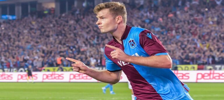 TRABZONSPOR TARAFTARINDA SORLOTH ÇILGINLIĞI