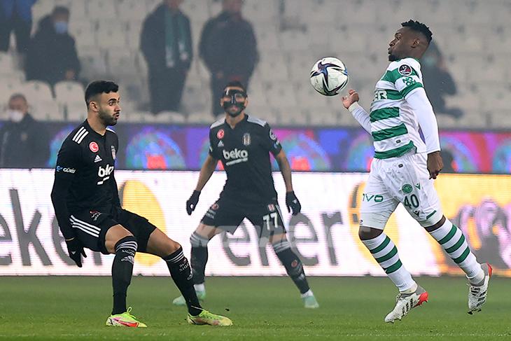 Konyaspor son dakika golüyle Beşiktaş’ı yendi