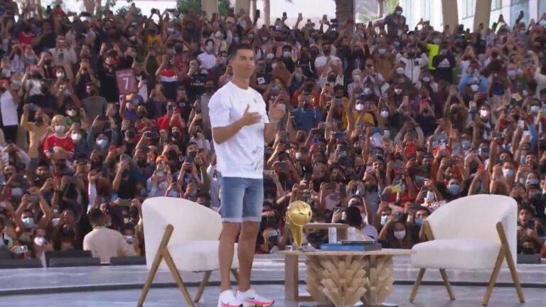 Cristiano Ronaldo ailesinden Dubai hatırası