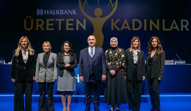 Halkbank’tan üreten kadınlar yarışması: 100 ila 250 bin lira arası ödül verilecek