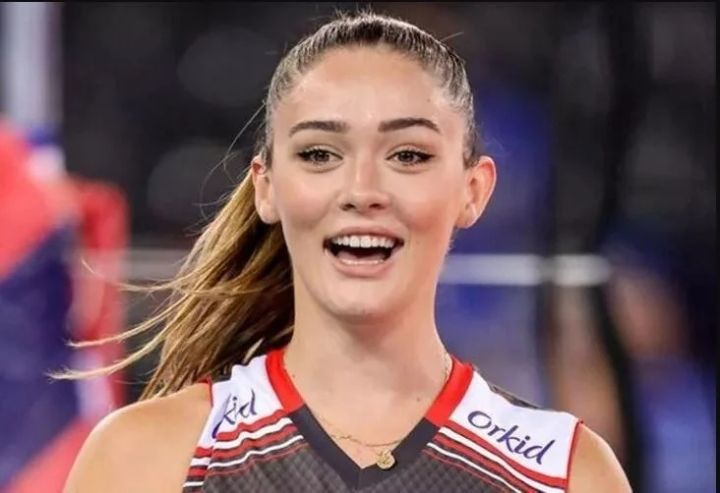 Milli voleybolcu Zehra Güneş’in sevgilisiyle boy farkı gündem oldu