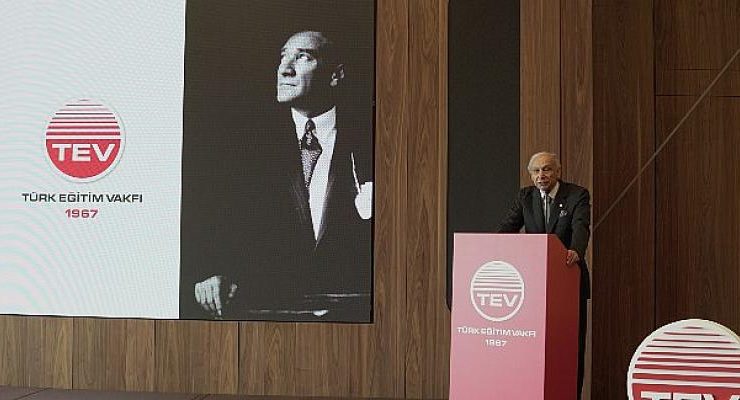 Türk Eğitim Vakfı’ndan 80 öğrenciye daha burs