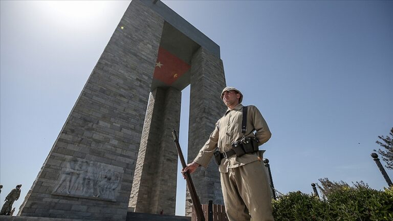 Yeni Zelanda Anıtı’nda Çanakkale Kara Savaşları’nın 107. yılı töreni düzenlendi