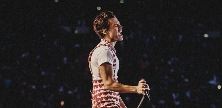 Harry Styles’tan 70’ler kokan işbirliği