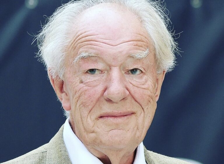 Harry Potter serisinin Dumbledore’u Michael Gambon öldü