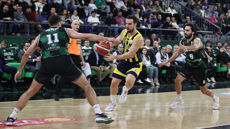 Fenerbahçe Beko, Darüşşafaka’yı çok farklı yendi