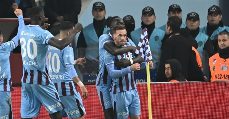 Trabzonspor Ziraat Türkiye Kupası’nda yarı finale yükseldi