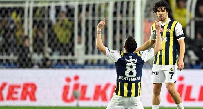 Fenerbahçe Pendikspor’u ikinci yarıda bulduğu gollerle 4-1 mağlup etti