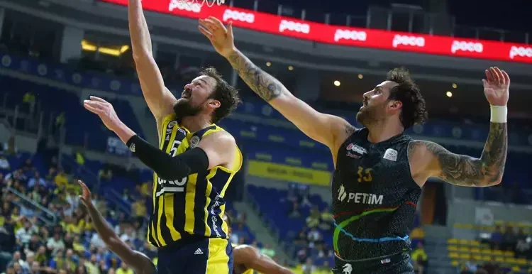 Fenerbahçe Beko Aliağa Petkimspor’u farklı yendi!