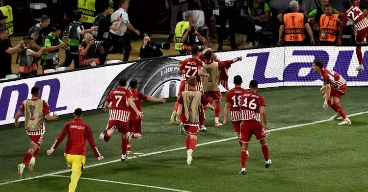 El Kaabi attı Olympiakos şampiyon oldu