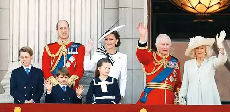 Prenses Kate aylar sonra halkın önüne çıktı