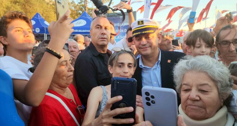 Bodrum’da Özgür Özel izdihamı