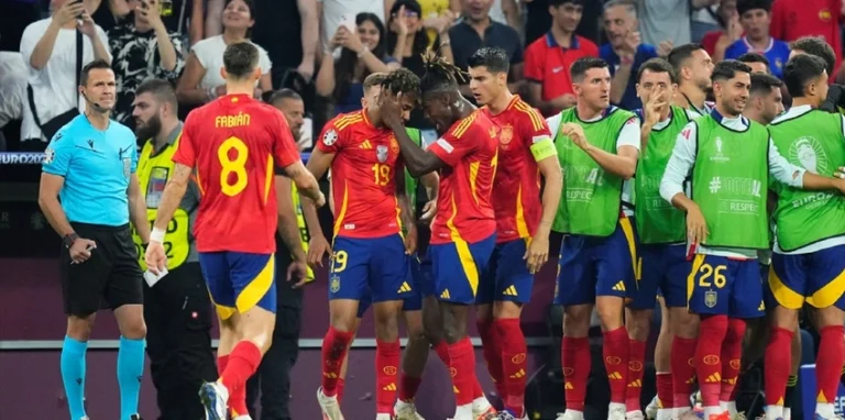 İspanya Fransa’yı eleyip finale yükseldi. Lamine Yamal’ın tarihi golü