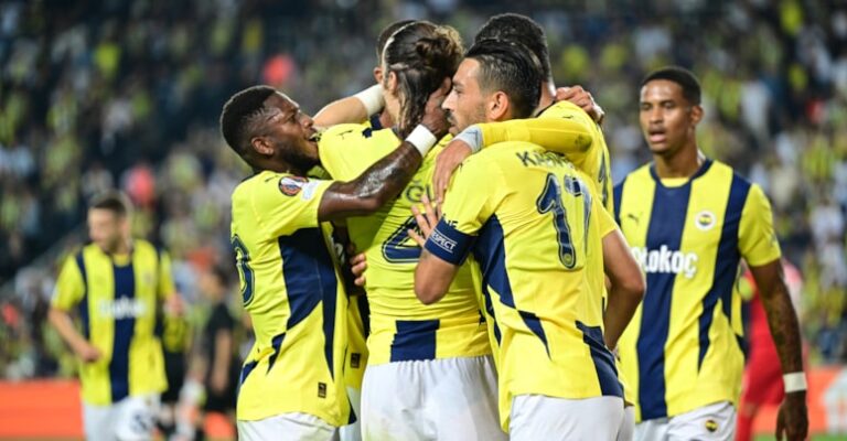 Fenerbahçe Avrupa Ligi’ne galibiyetle başladı