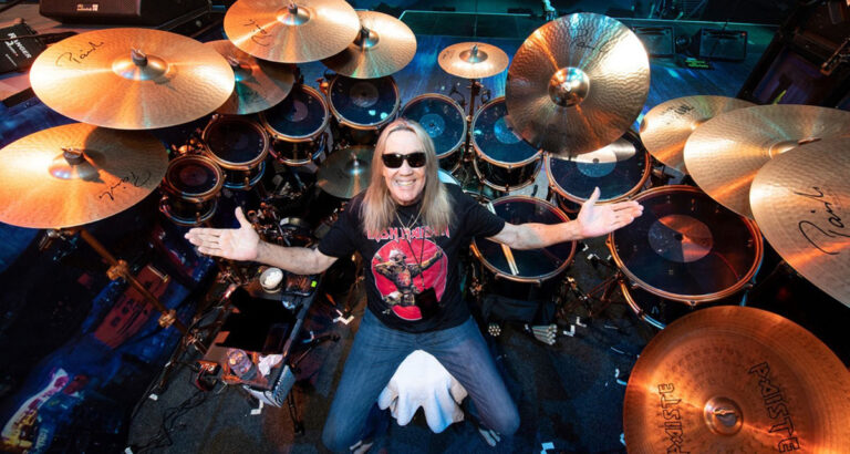 Iron Maiden’ın bateristi Nicko McBrain’den emeklilik kararı