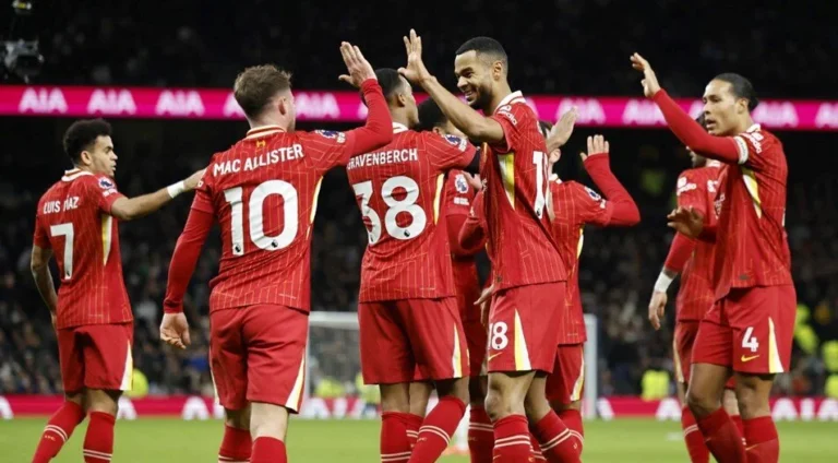 Tottenham Liverpool mücadelesi futbolseverleri adeta mest etti