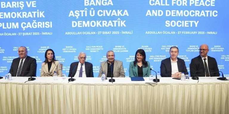 İmralı’dan tarihi çağrı. PKK kendini feshetmeli