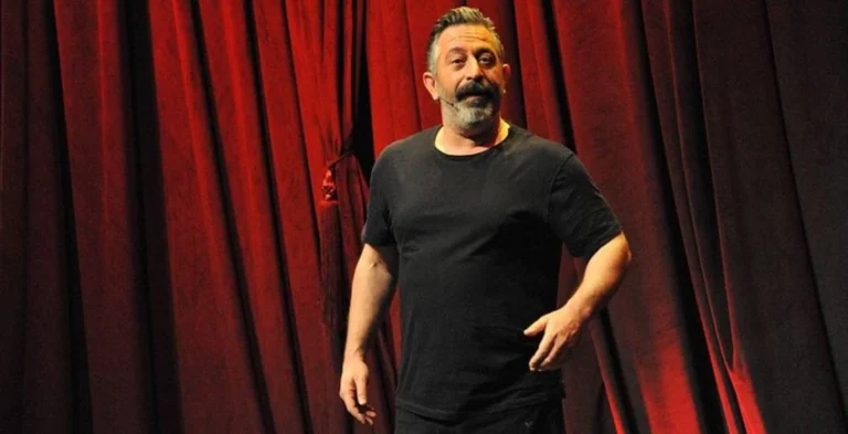 Cem Yılmaz yeni motosikletiyle yok artık dedirtti