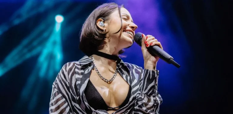 Zeynep Bastık’tan yoğun tempo
