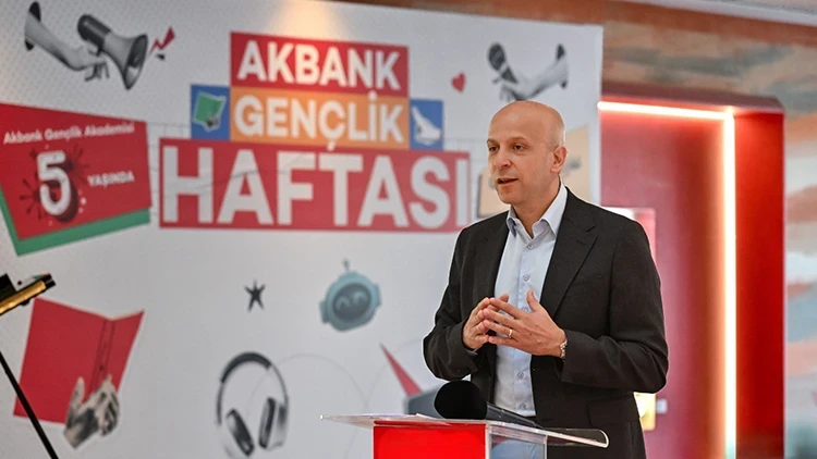Akbank’tan gençlere yeni fırsat: Export Talent Programı