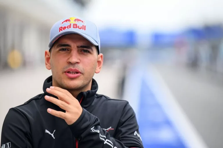 Ayhancan Güven Nürburgring 24 Saat’te Max Verstappen’le yarıştı